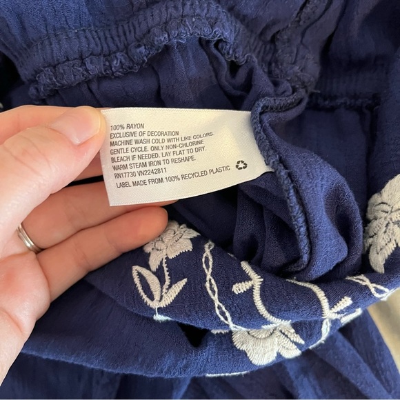 Knox Rose Floral Embroidered Front Tie Jumpsuit - Size Medium - Picture 9 of 9